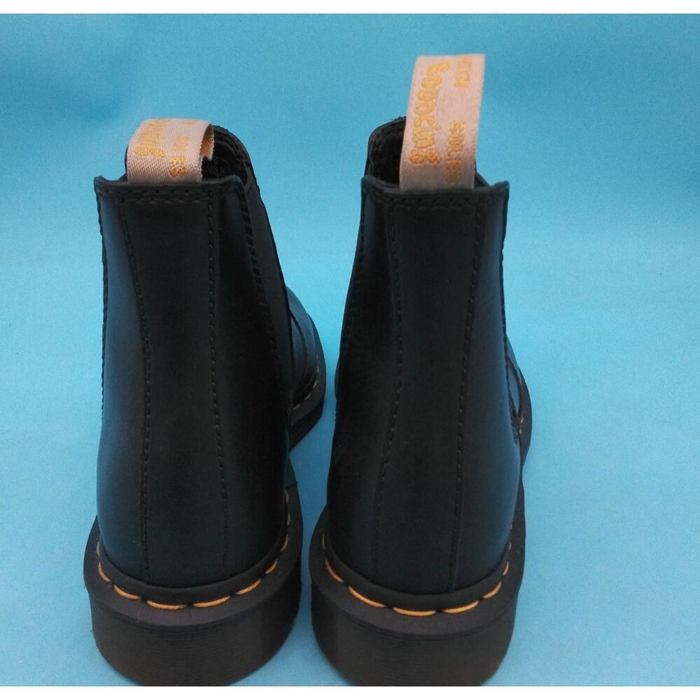 Dr. Martens Black Vegan 2976 Chelsea Boots Women's Size 7 - Picture 3 of 6
